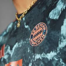 Bayern Munich 24/25 Away Kit